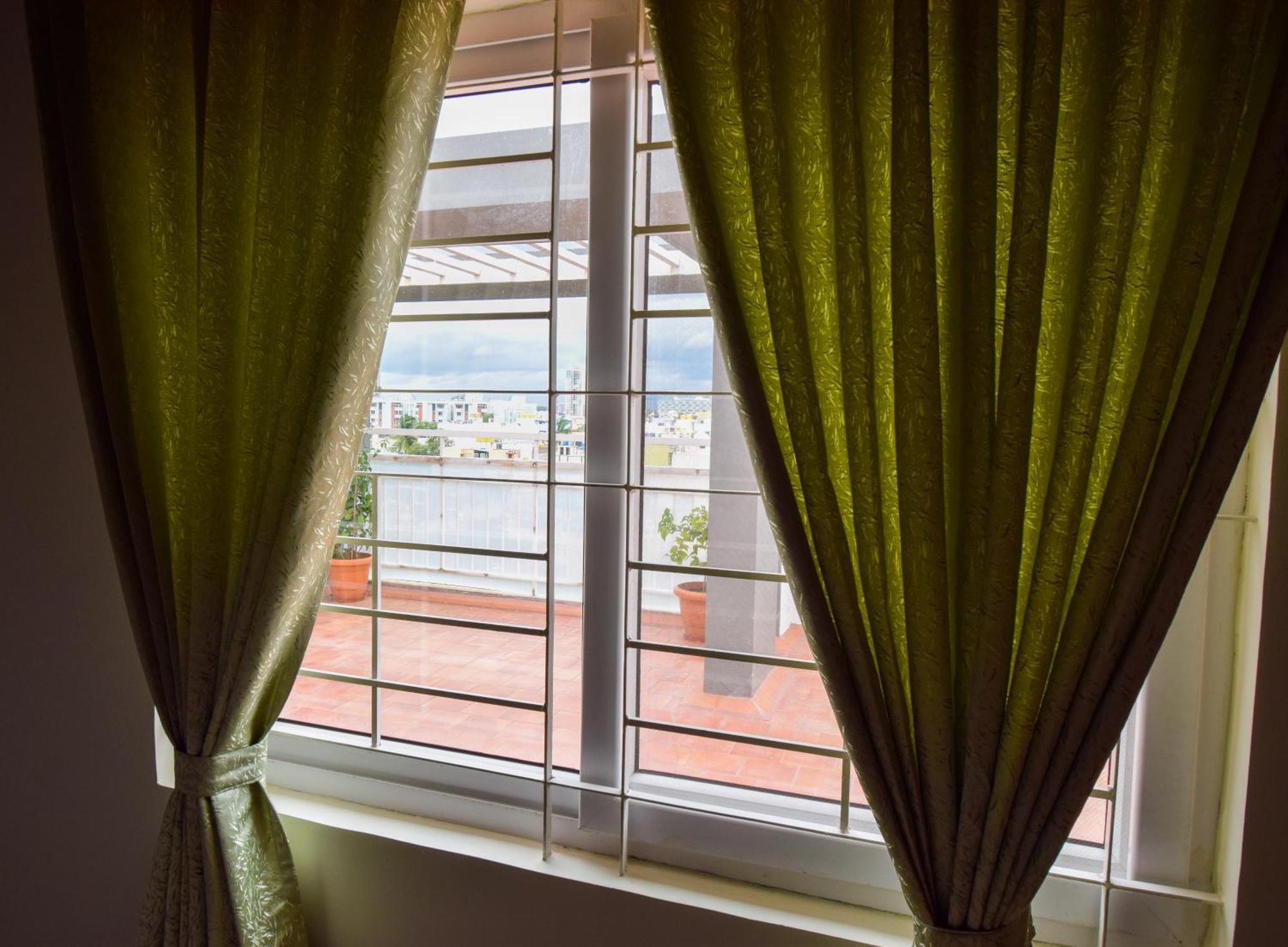 העיר בנגלור Staymazing-1,2 & 3 Bhk Ac Apartments In Hebbal-5Mins To Manyata-30Mins To Airport מראה חיצוני תמונה